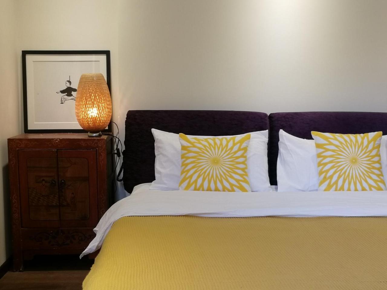 Hotel Fly By Knight Courtyard 4*