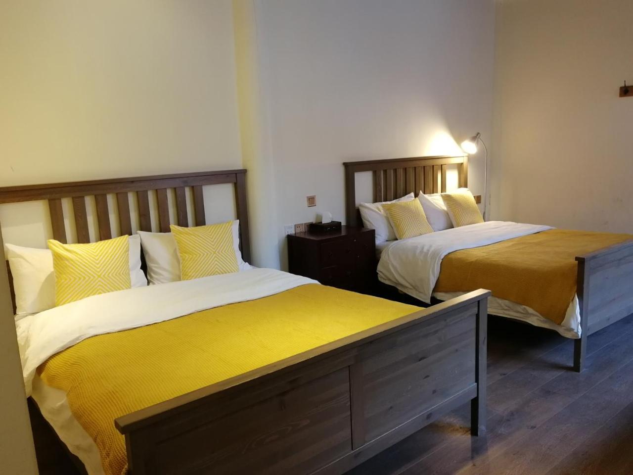 Hotel Fly By Knight Courtyard 4*